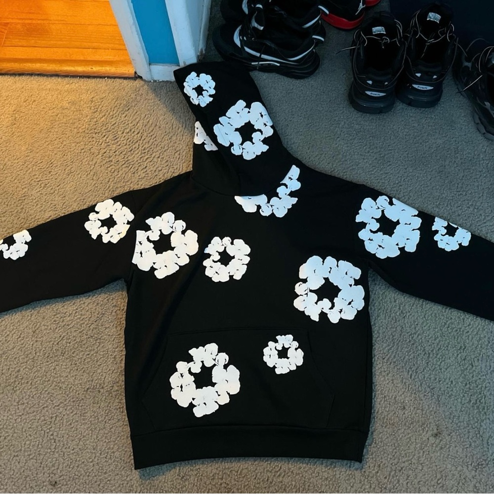 Denim Tears hoodie black and white cotton threads